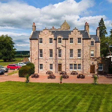 Shieldhill Castle Hotel Biggar Esterno foto